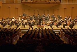 写真：心に残る記念事業「中学生のためのコンサート」