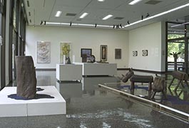 写真：企画展「拓かれる紙 鼓動する造形 二村純生」